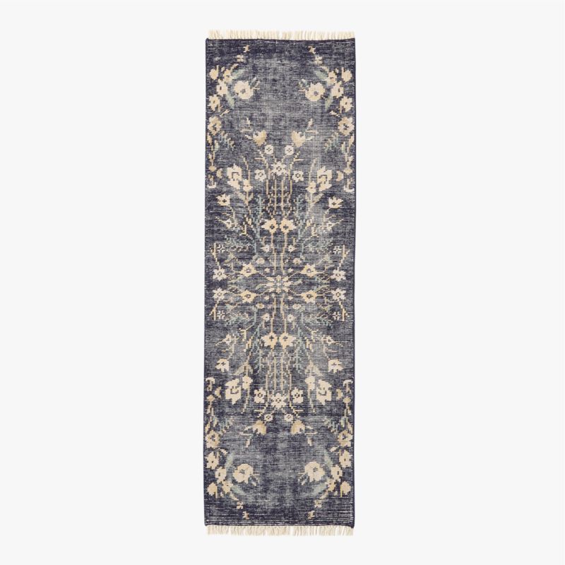 Luma Hand-Knotted Black New Zealand Wool Runner Rug 2.5'x8' by