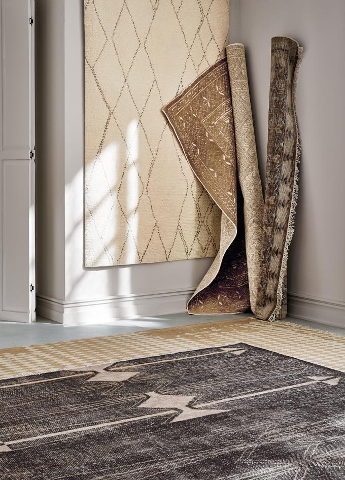 Modern Area Rugs: Wool, Jute, Hide and More