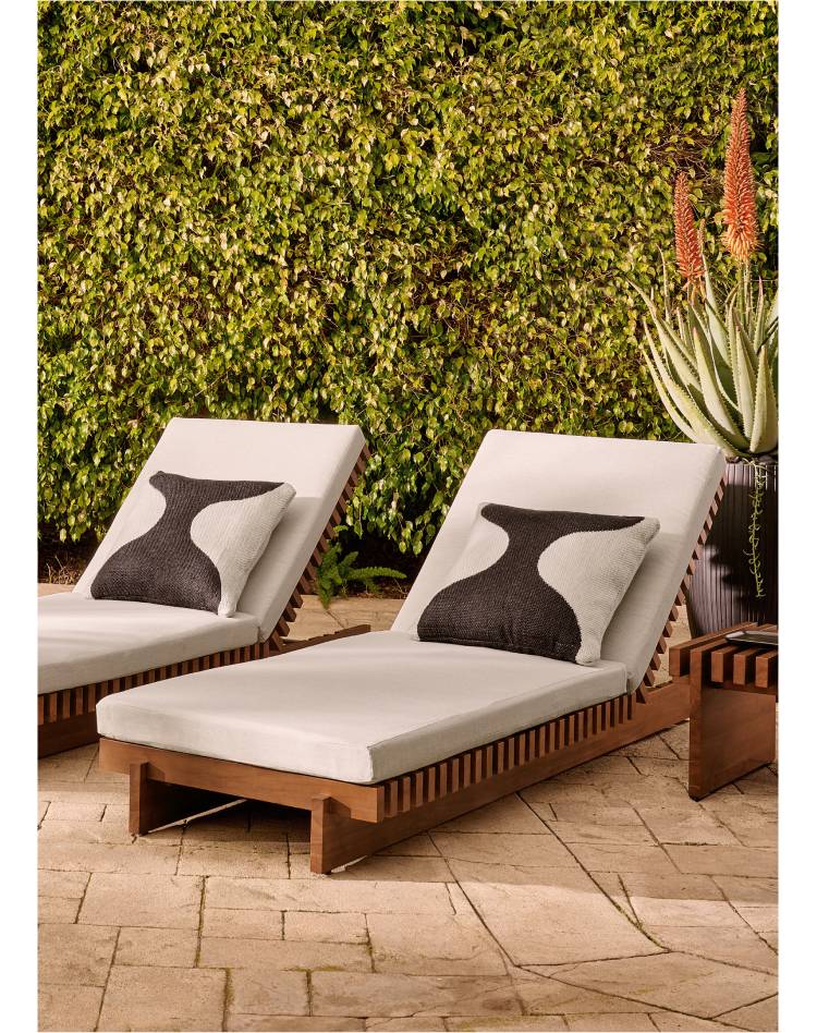 Modern Outdoor Throw Pillows Patio Accent Pillows Outdoor Poufs CB2