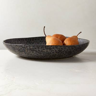 Serving Bowls & Baskets
