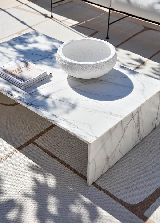 Modern Outdoor Coffee Tables for Patios, Decks & Balconies | CB2 Canada
