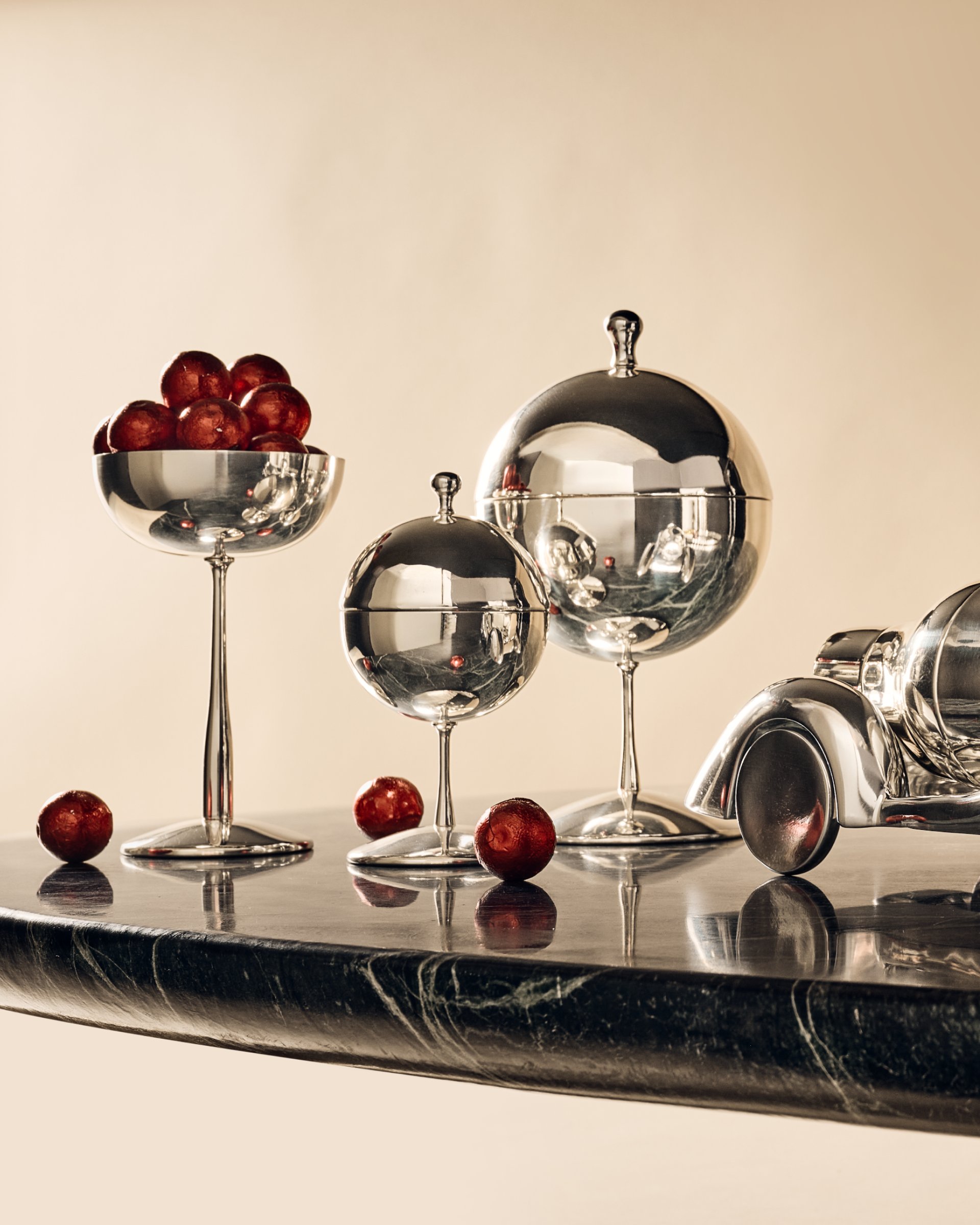 CB2 Gifts