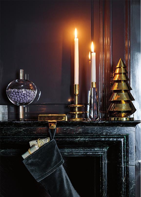 Christmas Mantel Decor & Fireplace Accessories