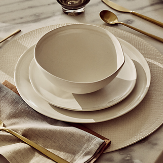 Dinnerware & Flatware