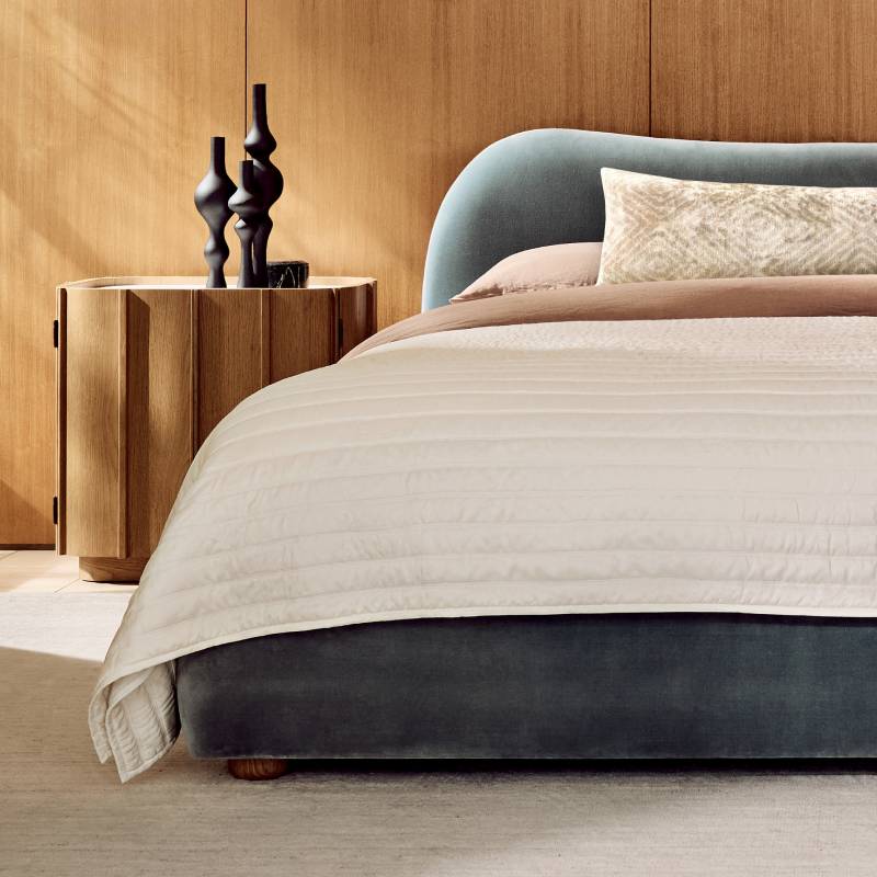 Ross Cassidy Bed
