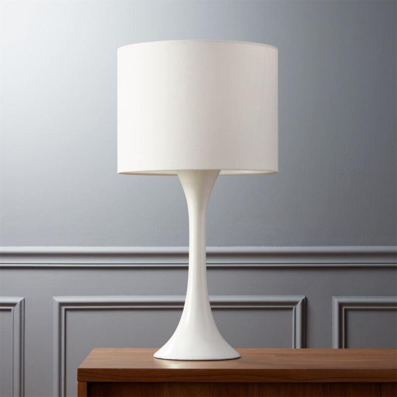 white lamp table