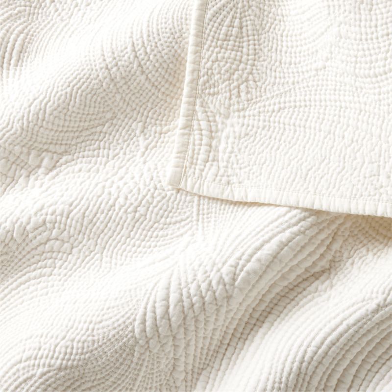 Alcina Organic Cotton Warm White Queen Quilt - image 3 of 6