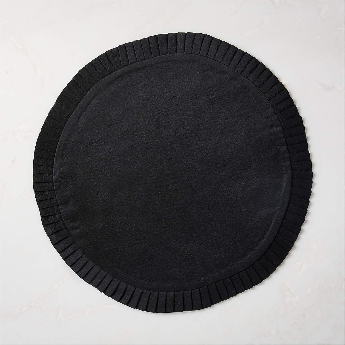 black round placemats        <h3 class=