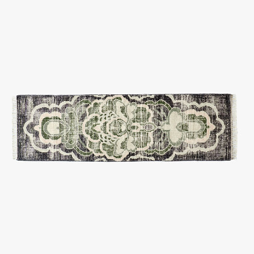 Allure Hand-Knotted Green Floral Wool Runner Rug 2.5'x8'