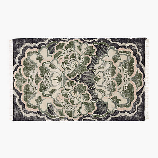 Allure Hand-Knotted Green Floral Wool Area Rug 5'x8'