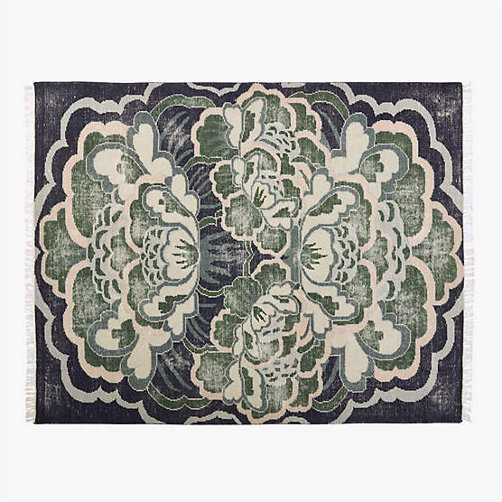 Allure Hand-Knotted Green Floral Wool Area Rug 8'x10'