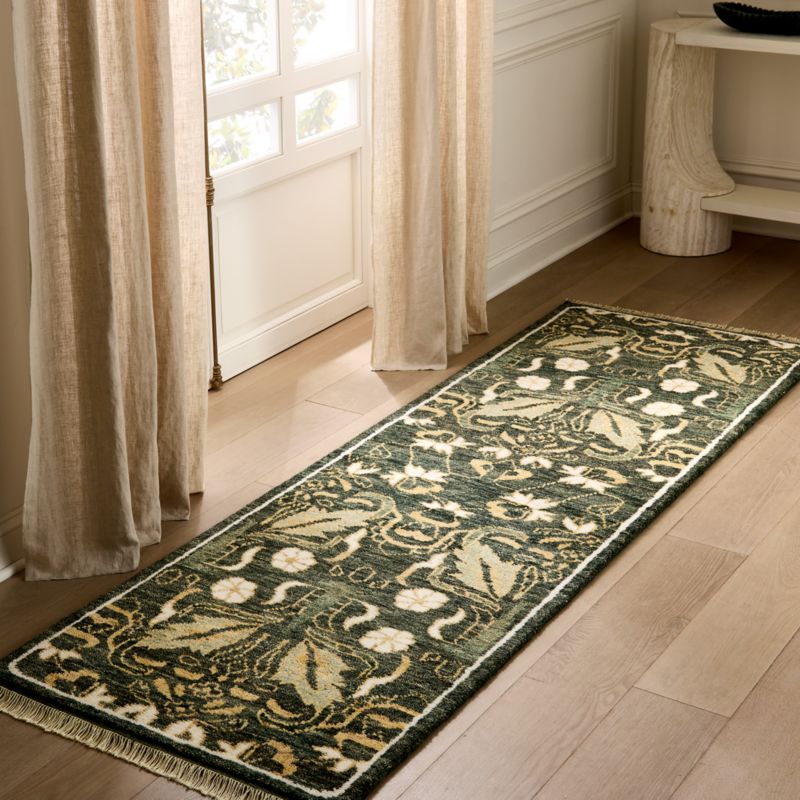 Alvina Hand-Knotted Green New Zealand Wool Runner Rug 2.5'x8' - image 2 of 4