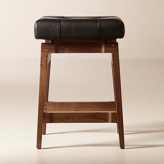 Black bar deals stools leather