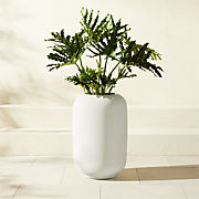 Boka Rectangular White Indoor/Outdoor Planter