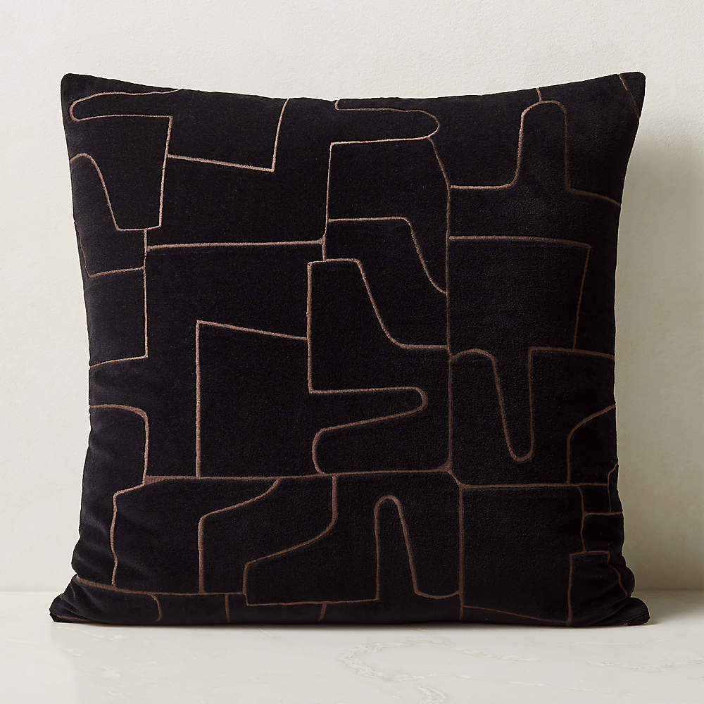 Black velvet 2024 throw pillows