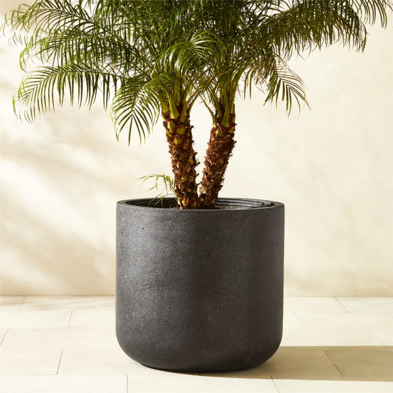 Ardo Round Oversized Black Indoor/Outdoor Planter - image 3 of 6