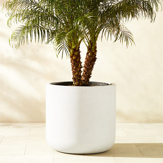 Ardo Round Oversized Off-White Indoor/Outdoor Planter