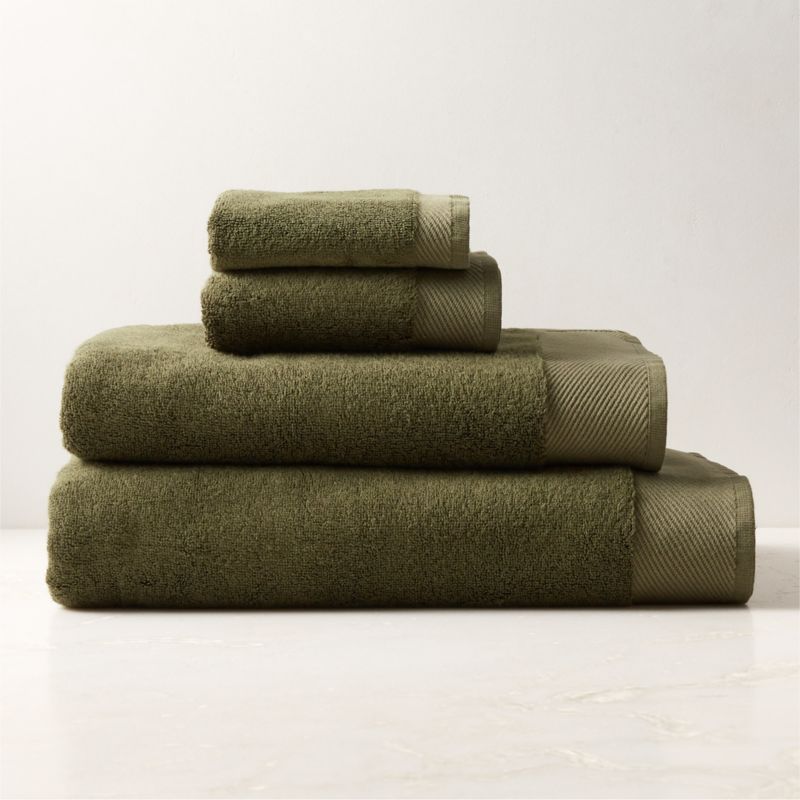 Arlow Organic Cotton Green Bath Towel - image 1 of 6