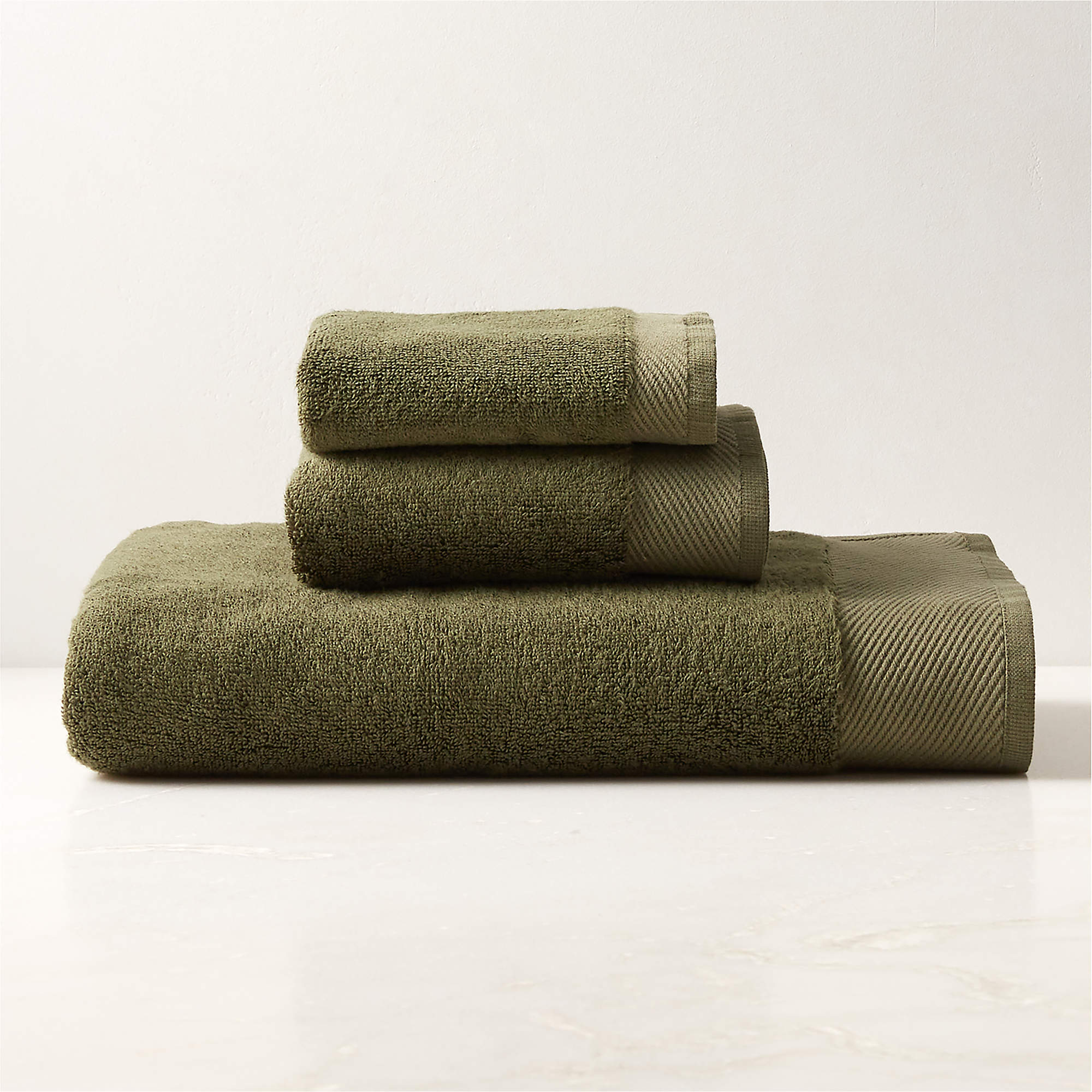 Arlow Tencel Green Bath Towel Set + Reviews | CB2 Canada