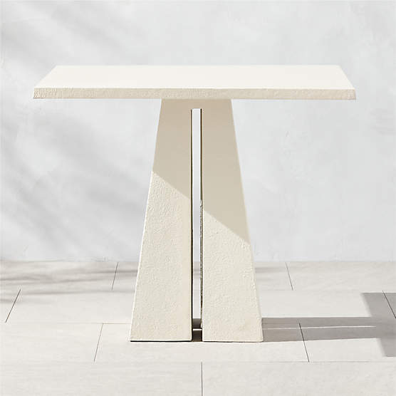 Aron 35" White Metal Outdoor Bistro Table