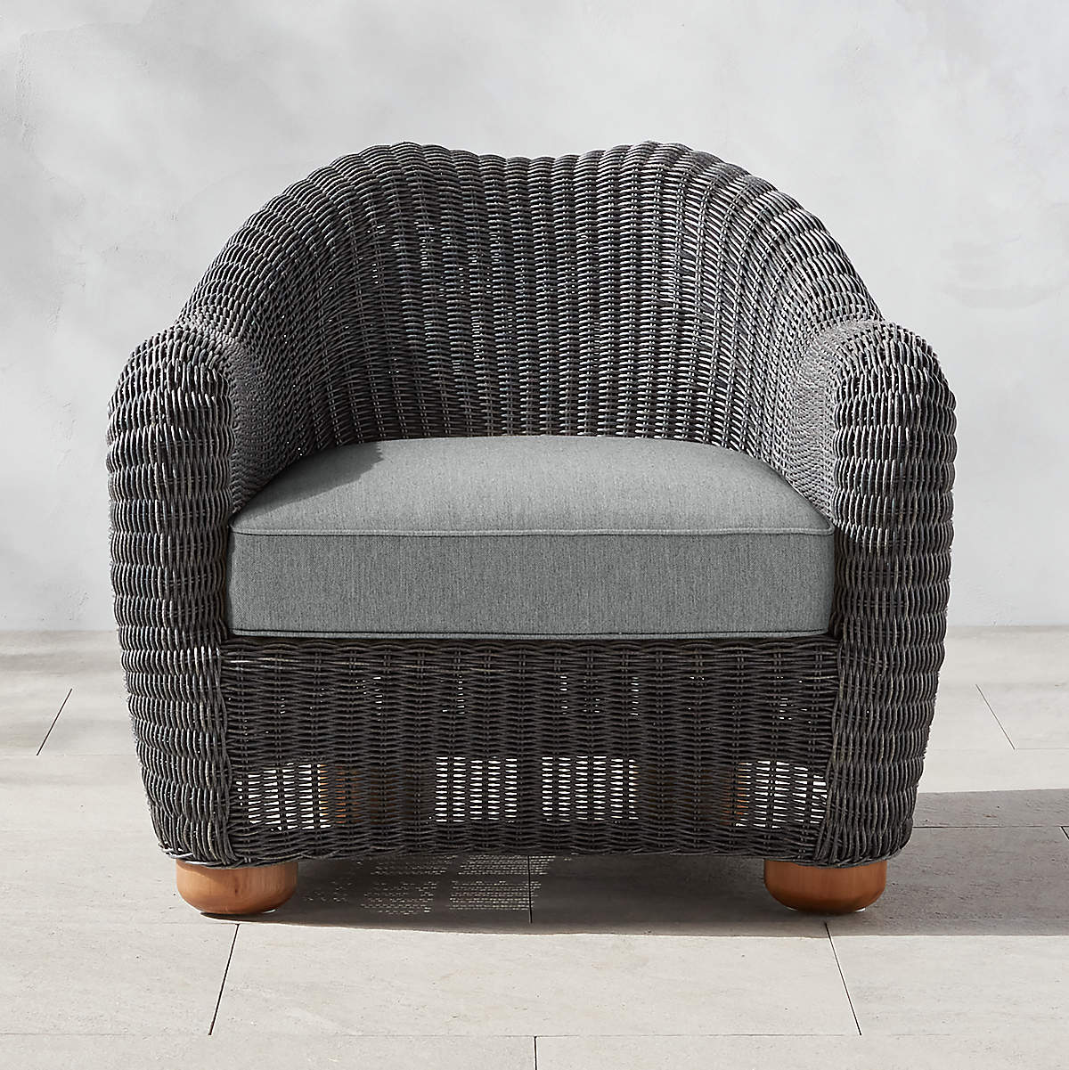 Bacio Charcoal Grey AllWeather Rattan Outdoor Lounge Chair with Grey