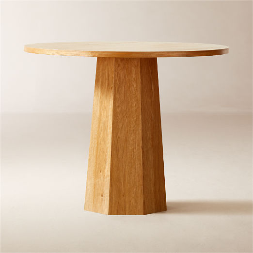 Bancroft 38" Round Oak Pedestal Dining Table