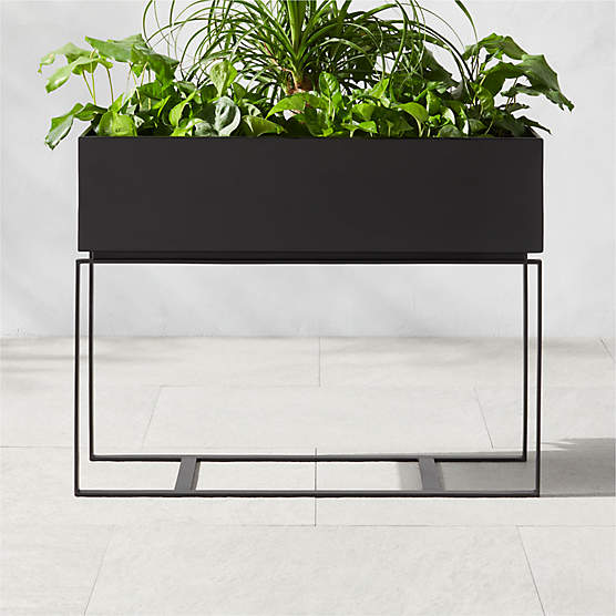 Baros Black Metal Outdoor Raised Planter Low