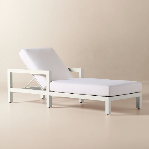 Bay Ivory Aluminum Outdoor Sun Lounger with Ivory Cushions