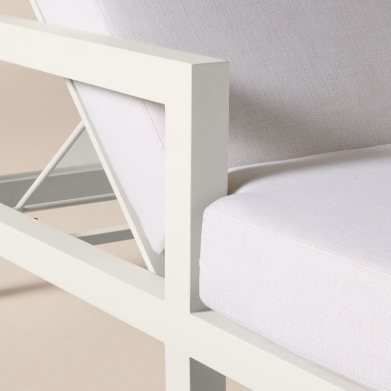 Bay Ivory Aluminum Outdoor Sun Lounger with Ivory Cushions - image 6 of 8