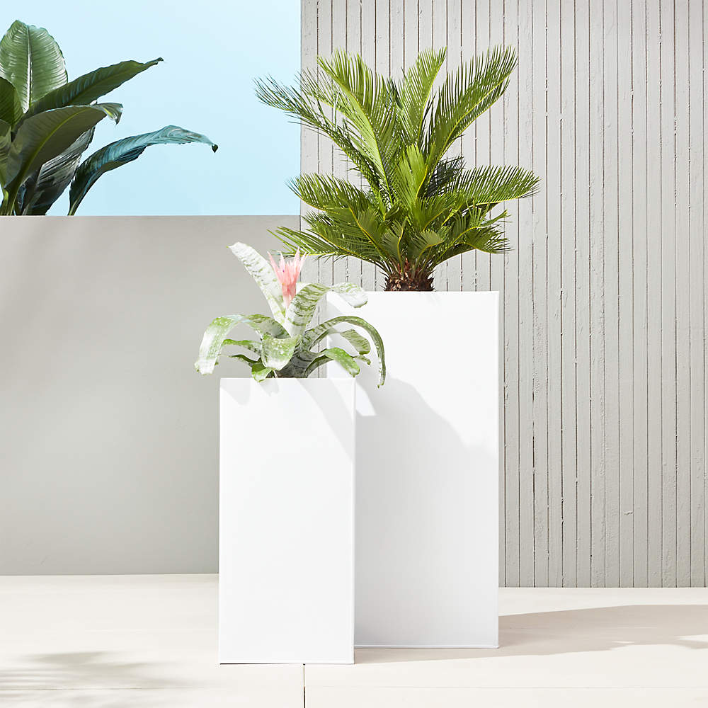 Blox Tall White Modern Indoor/Outdoor Planters   CB18 Canada