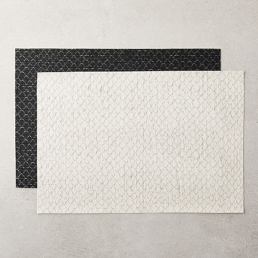 Boa Reversible White Placemat