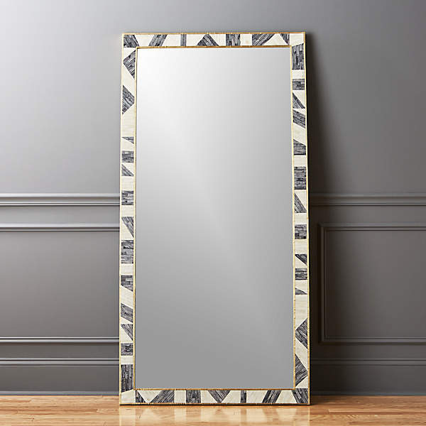 Modern outlet floor mirror