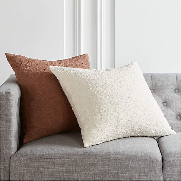 Akemi Woven Warm White Velvet Throw Pillow with Down-Alternative Insert 18