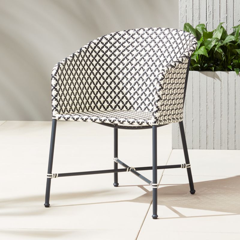 Black wicker best sale bistro chair