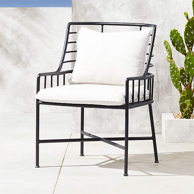 Outdoor dining deals chairs black metal