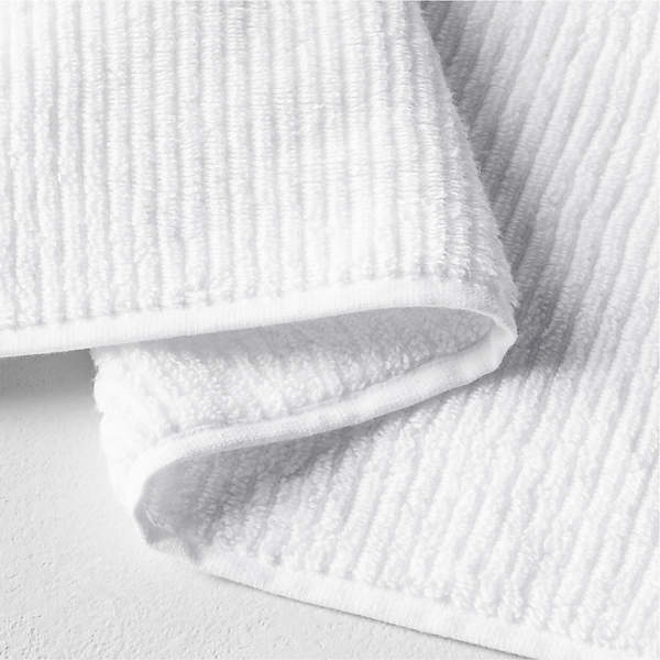 Brooks Ribbed Organic Cotton Dusty Rose Bath Towel + Reviews