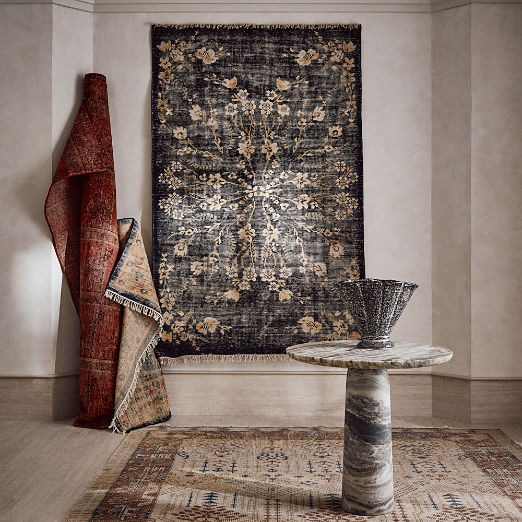 Lavish Hand-Knotted Black Floral Wool Area Rug