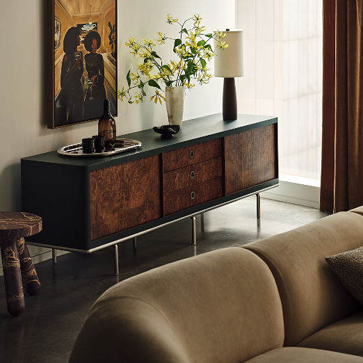 Blossom Alabaster Vase by Casa Dean by Swizz Beatz