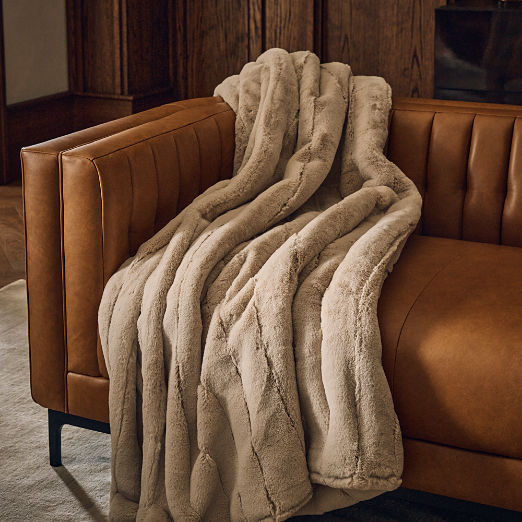 Channel Double-Sided Off-White Faux Fur Throw Blanket 50"x70"