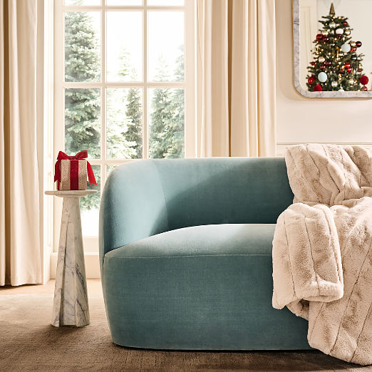 Channel Off-White Faux Fur Throw Blanket 50"x70"