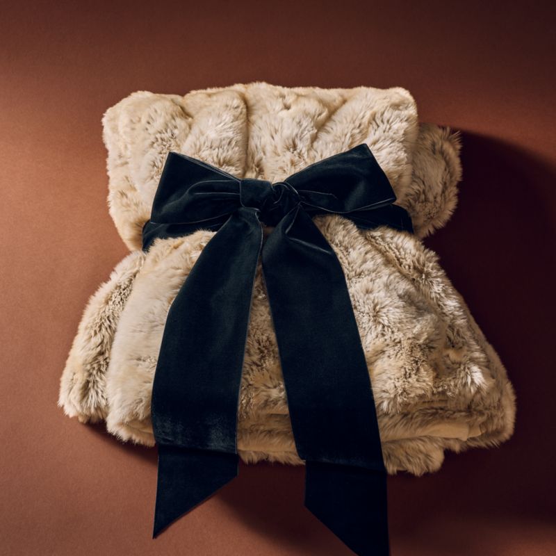 Dorian Warm White and Tan Fur Throw Blanket 48"x80" - image 5 of 7