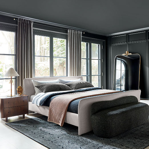 Camerano Cream Upholstered Queen Sleigh Bed