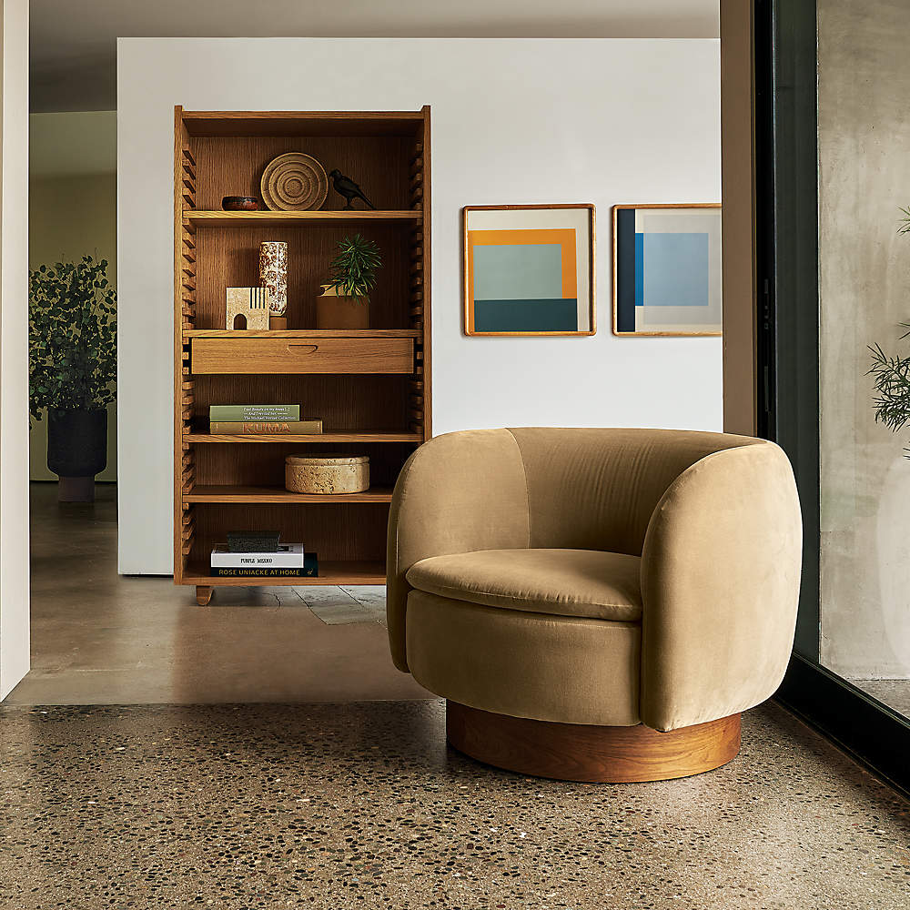 Camel swivel outlet chair