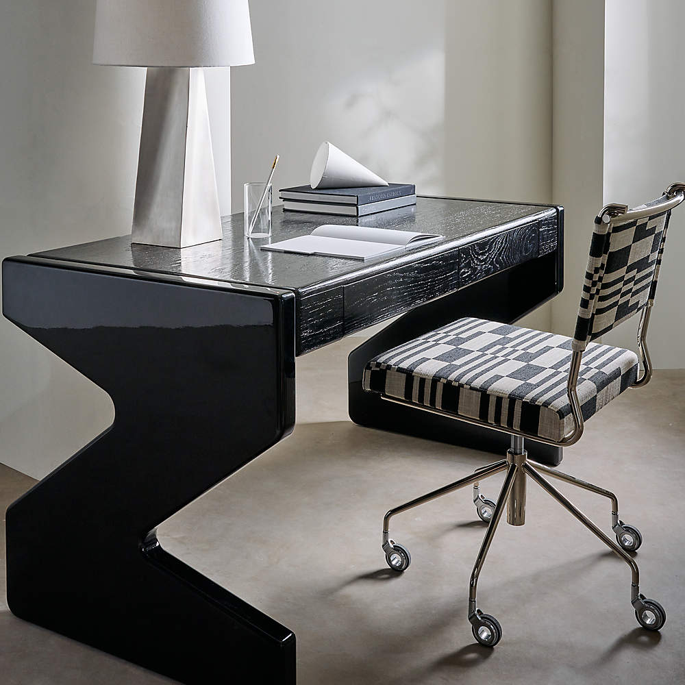 Gloss cheap black desk