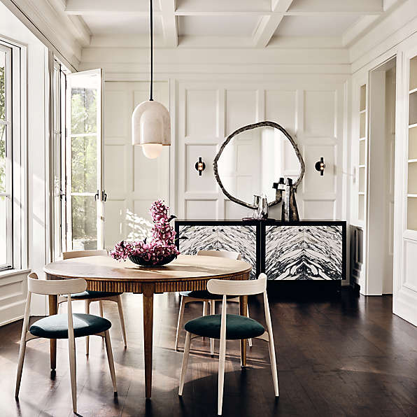 Clearance dining room sales chairs