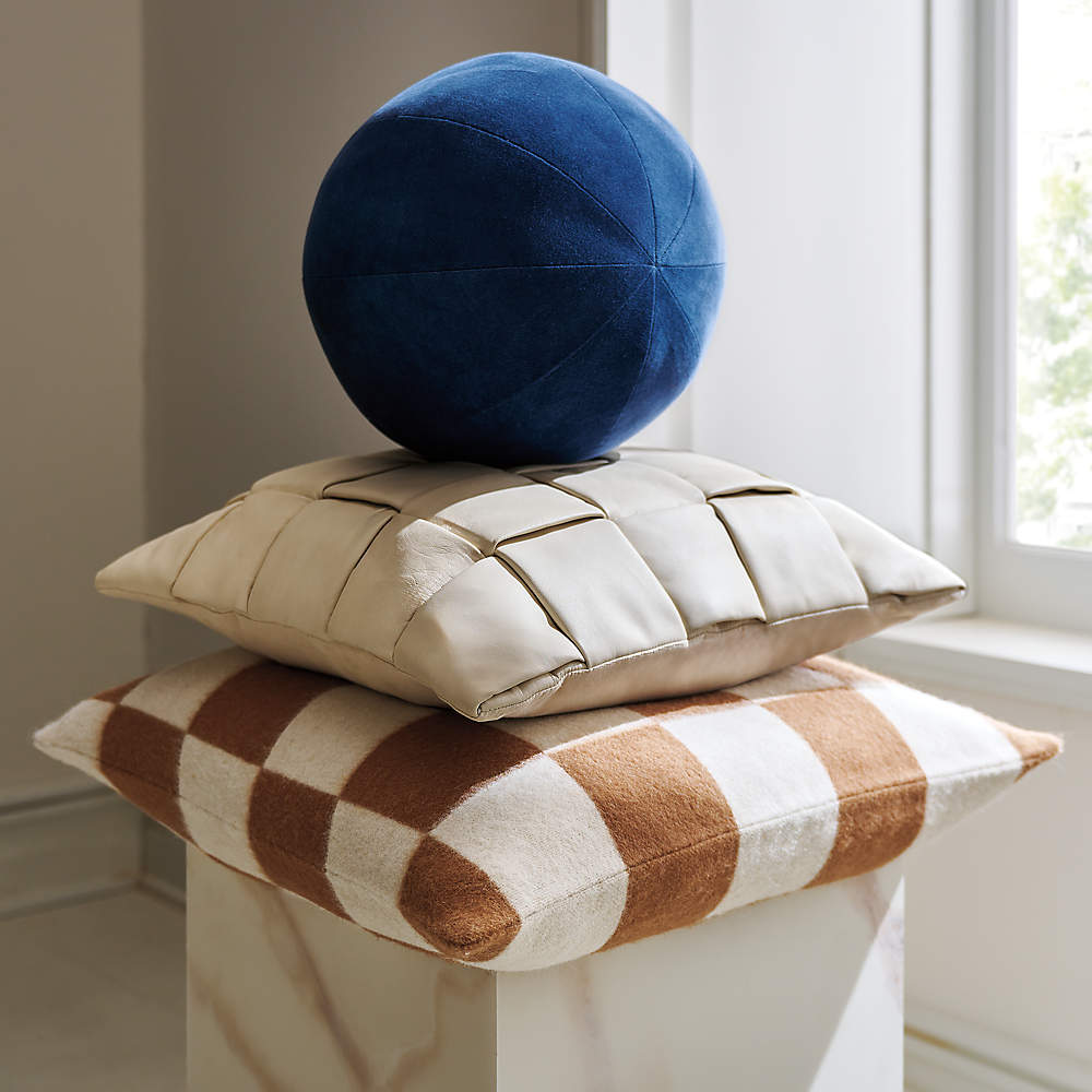 Navy velvet throw hotsell pillow