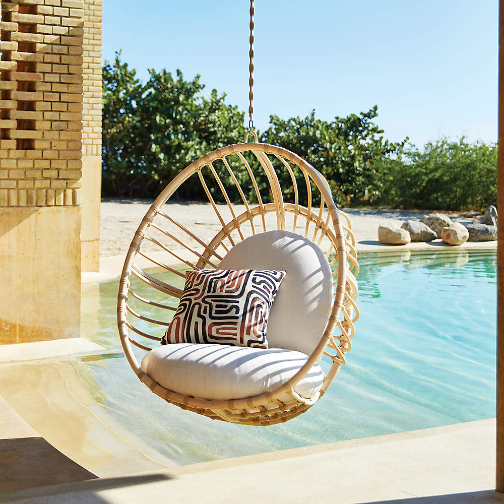 Hanging lounge hot sale chair canada