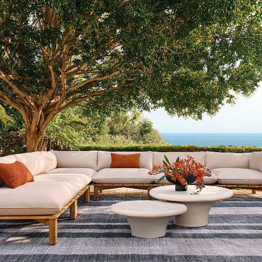 2-Piece Pompeo Round Ivory Cast Resin Nesting Indoor/Outdoor Coffee Table Set