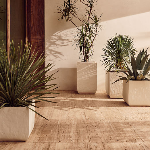 Leyla Ivory Faux Plaster Indoor/Outdoor Planters