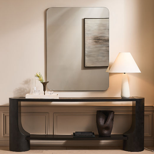 Polar White Cement Table Lamp